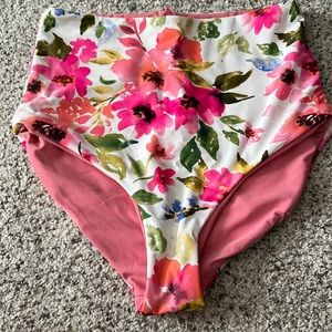 Coral Reef swim bottom. Size M.